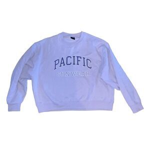 Pacific Sunwear Women's Pastel Purple Crewneck Sweatshirt